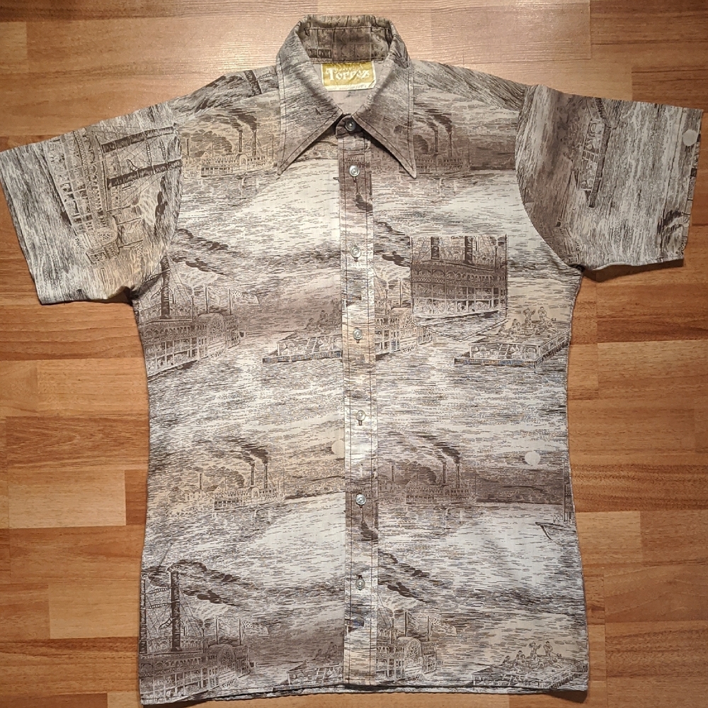 Vintage 1970's Cream and Brown Casual Button Down Shirt